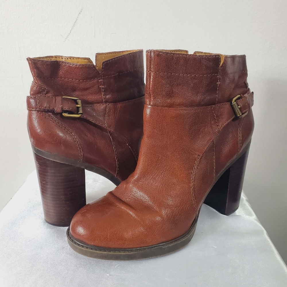 Vintage Nine West Vintage America Collection Brown Leather Ankle Boots